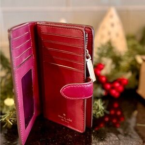 Kate Spade Maddison Compact Bifold Wallet – Blackberry Preserve